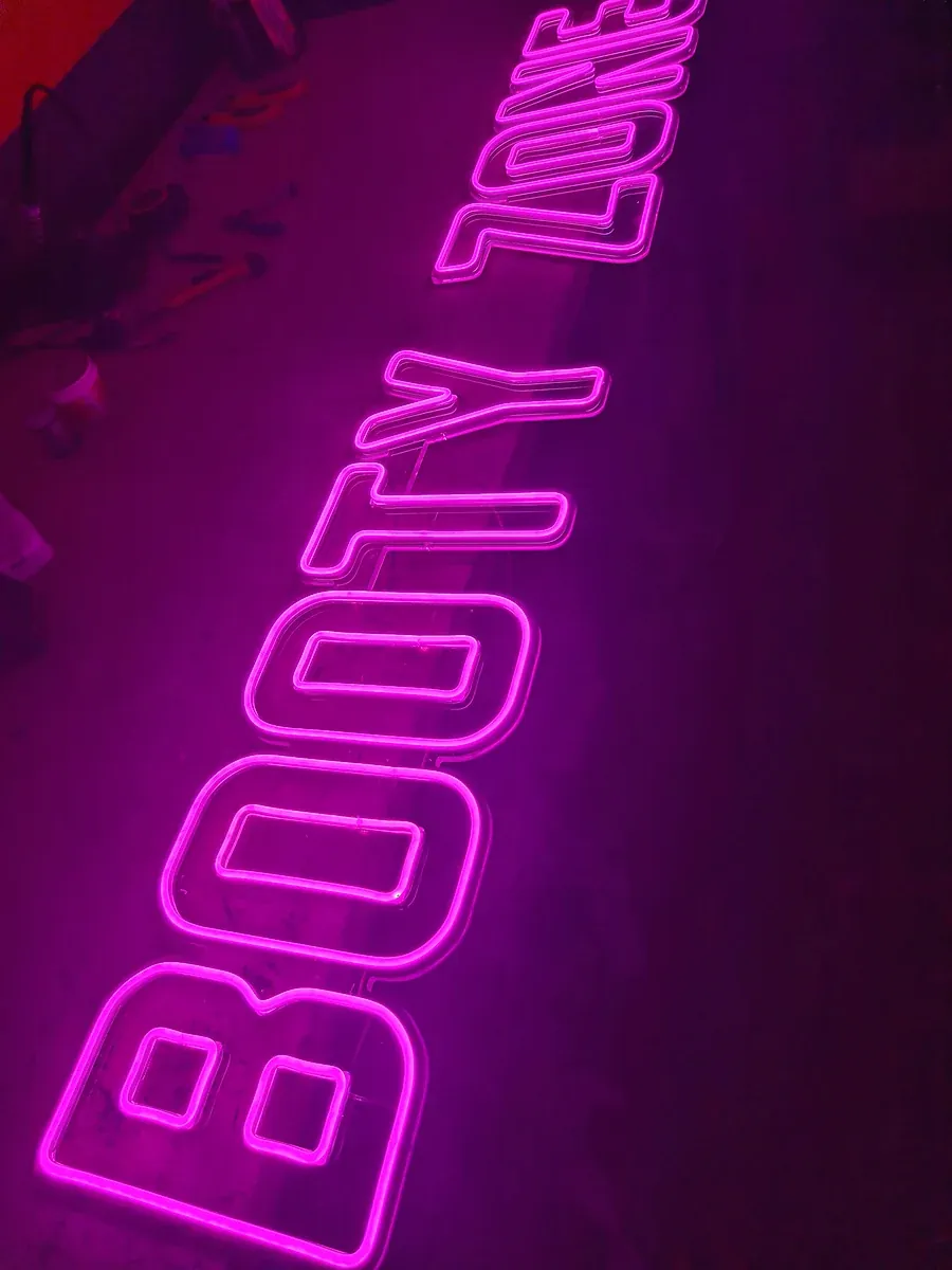 LED neon natpis BOOTY 18+